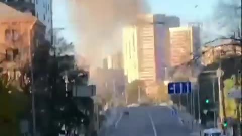 Moment of kamikaze drone strike on Kyiv