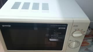 Microwave oven