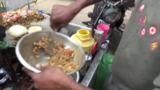 Indian Street Food: Cheapest Pizza Kulcha in Ludhiana
