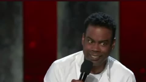 Chris Rock roasts Meghan Markel for playing the race card 😂