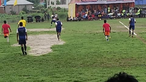 Practices match football game international college university match