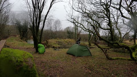 Putting up the tent. Tent flew away. Speedlapse. GoPro. 20th March 2023