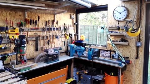 DIY MANCAVE / WORKSHOP