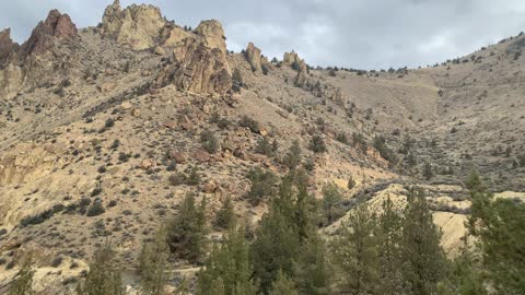 Central Oregon – Smith Rock State Park – Canyon Panorama – 4K