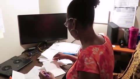 Daughter Surprises Mom with Concert Tickets Through Card