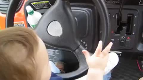 Daniels first time driving the RTV900 (Starting early)