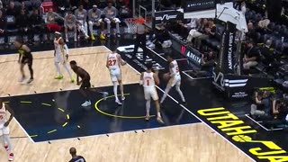 Keyonte George's "Euro Step" Drives You Crazy! (Hawks vs. Jazz)