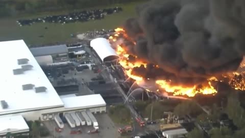 Crews battle massive plant nursery fire in Kissimmee, Florida, hazmat crews monitoring air
