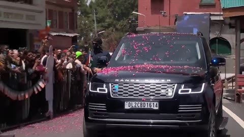 PM Modi's road show in Shimla