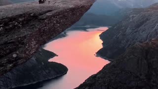 Troll's Tongue, Skjeggedal Mountain, Lake Rasengan, Norway