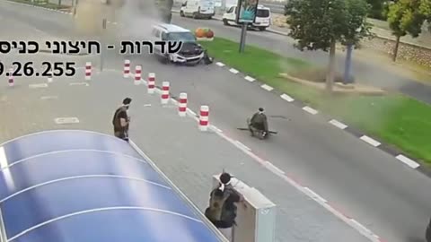 HERE ARE THE HAMS TERRORIST BLOWING UP THEIR AMBULANCE