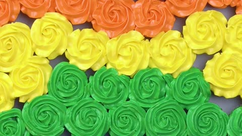 #shorts Colorful Cupcake Decorating Idea