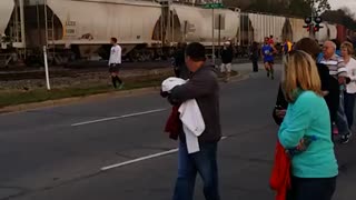 Train interrupts marathon race in Indiana