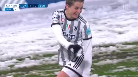 GIRELLI ON FIRE | Juventus vs. FC Zürich Highlights (UEFA Women's Champions League 2022-23)