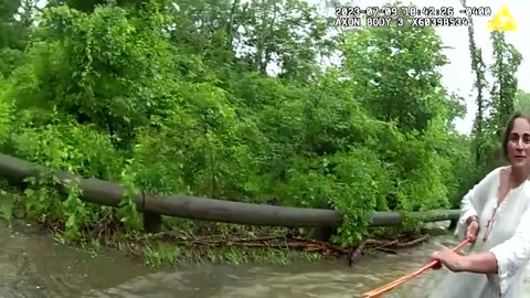 NY state police rescue stranded motorists amid floods