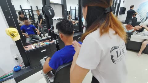 35' Shampoo, facial, neck, back, and shoulder massage at Vietnamese hair salon | VN barber shop
