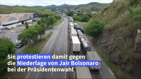 Lkw-Blockaden nach Bolsonaro-Niederlage in Brasilien