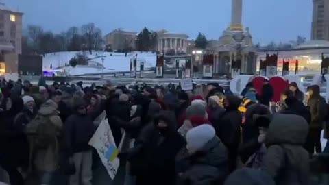 Protesters Gathered in Maidan Square After Zaluzhny Was Fired