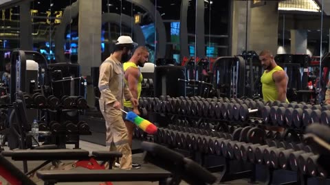 Elite powerlifter pretended to be a CLEANER ANATOLY GYM PRANK