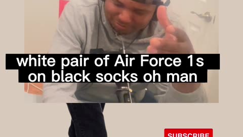 😂👟 White Sneakers and Black Socks: A Fashion Disaster? 😱🚫 #FashionFails #WhiteSneakers #BlackSocks