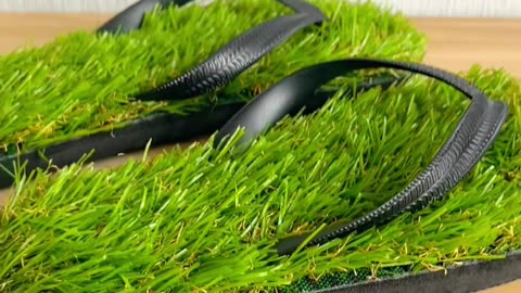 Step into Nature's Comfort with Grass Slippers - Experience Ultimate Walking Bliss!