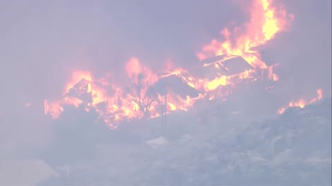 Structures burning south of Hemet, CA due to 500-acre Fairview Fire; evacuations in place