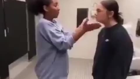 Girl Bullies Another Girl Student And Regrets At The End And Gets Embarrassed