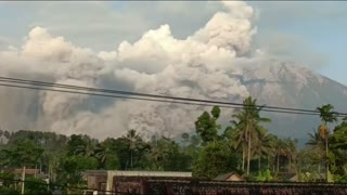 Indonesia raises alert after Mount Semeru volcano erupts