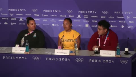 Gold Medalist Turns Olympic News Conference Into Worship Concert, Sings Powerful Praise to Jesus