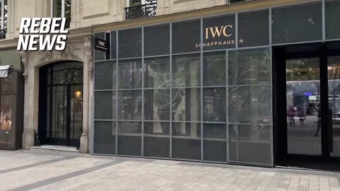 Luxury stores in Paris boarded up ahead of anticipated riots