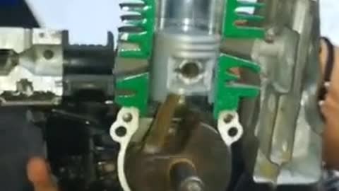 Operation of two-stroke engine Engine