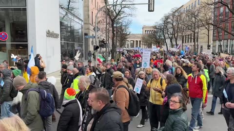 München 18.02.2023 - Demonstration „MACHT FRIEDEN!"