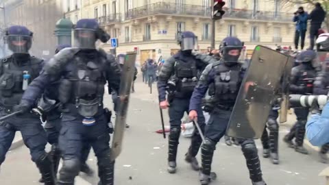 Parigi marzo 2023: Protesta per le pensioni