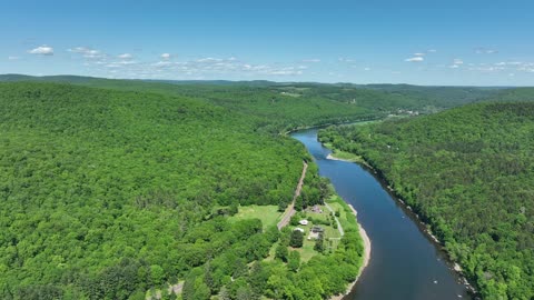 LET'S TAKE A FLIGHT OVER THE DELAWARE RIVER AND LOOK AT THE TRANSITIONING LEAVES!