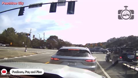 WOMAN WON'T BACK DOWN Crazy Wild Road Rage