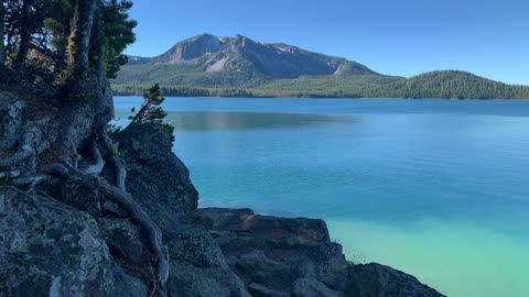 Central Oregon – Paulina Lake “Grand Loop” – Turquoise Splendor – 4K