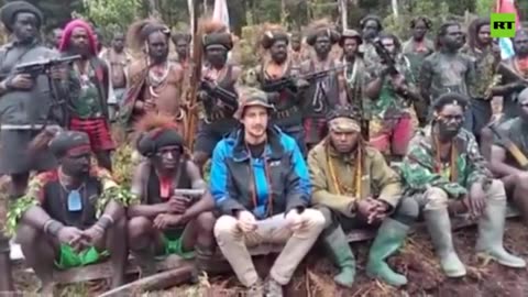 Papua rebels release new footage with kidnapped NZ pilot