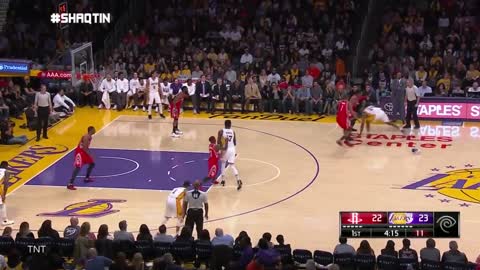 Shaq Shows Kobe Bryant the Ultimate Disrespect