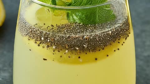 Revolutionary Mint Chip Chia Seed Lemonade: Elevate Your Thirst Quenching Experience