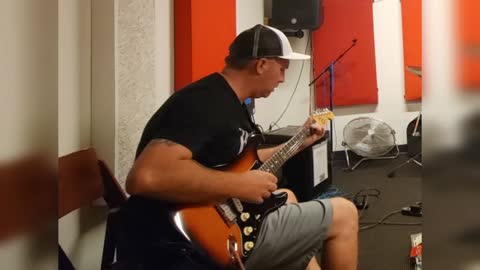 Jamming guitar in the real world!