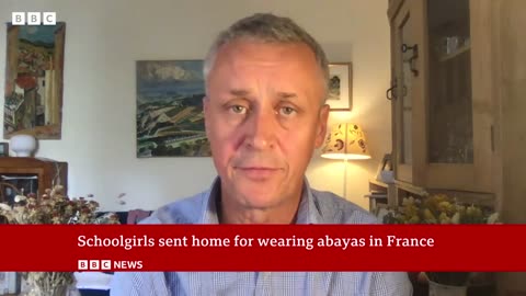 French schools send home girls wearing banned abaya robe - BBC News