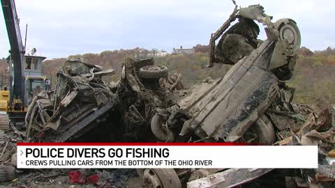 Local law enforcement, environmental group pull abandoned cars out of Ohio River