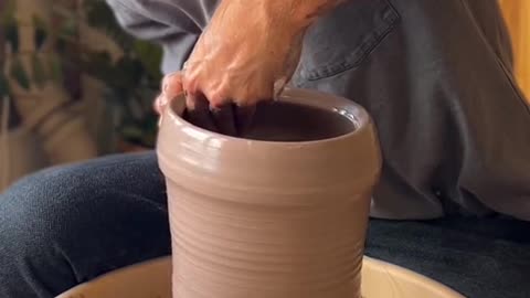 What are we making today #pottery #asmr #satisfying.mp4