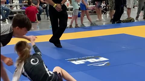 Boy vs Girl Brazilian Jiu Jitsu