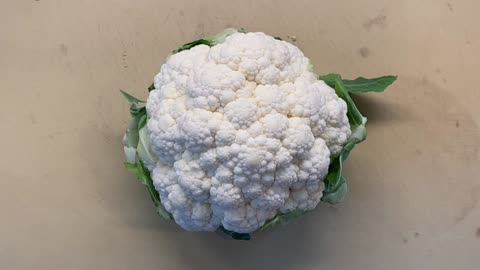 How to cut cauliflower into florets