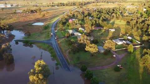 Drone footage reveals flooding in Eugowra, central west NSW