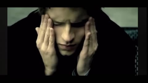 Nickelback - “Savin’ Me” (Official Music Video)