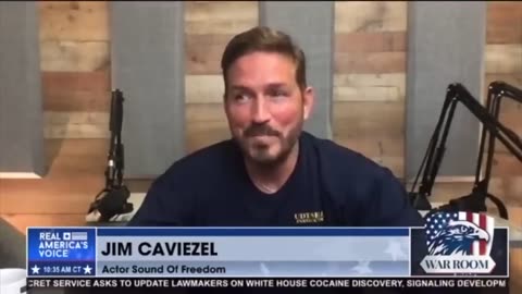 Jim Caviezel 認為 Trump 在打擊兒童販賣上有巨大貢獻