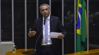 Deputados do PT tentaram agr3d1r Gustavo Gayer