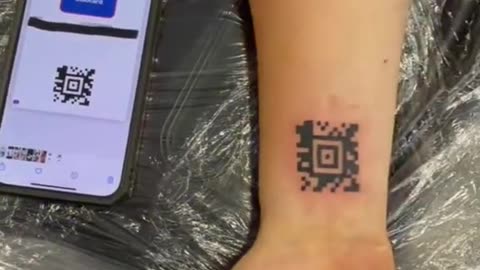 CODIGO DE BARRA EN EL BRAZO